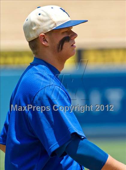 Thumbnail 2 in Chatsworth vs. El Camino Real (CIF LACS D1 Final) photogallery.