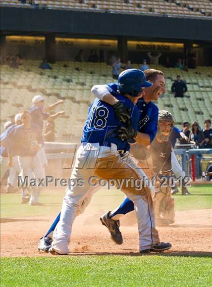 Thumbnail 3 in Chatsworth vs. El Camino Real (CIF LACS D1 Final) photogallery.