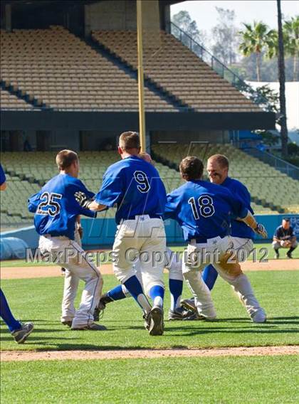 Thumbnail 2 in Chatsworth vs. El Camino Real (CIF LACS D1 Final) photogallery.