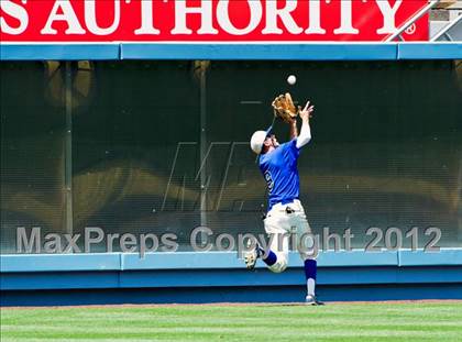 Thumbnail 3 in Chatsworth vs. El Camino Real (CIF LACS D1 Final) photogallery.
