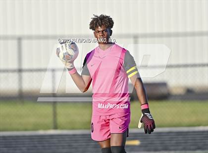 Thumbnail 1 in Delta @ Mississinewa (IHSAA Class 2A Round 1) photogallery.
