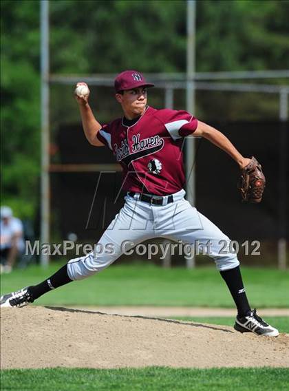 Thumbnail 2 in North Haven vs. Maloney (CIAC Class L 1st Round) photogallery.