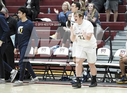 Thumbnail 3 in Oak Ridge vs. De La Salle (Rancho Mirage Holiday Invitational) photogallery.