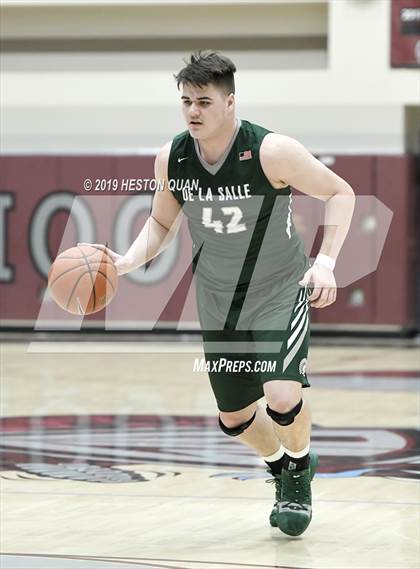 Thumbnail 3 in Oak Ridge vs. De La Salle (Rancho Mirage Holiday Invitational) photogallery.