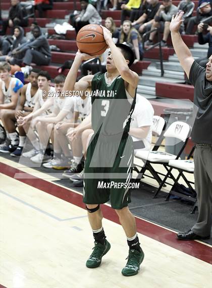 Thumbnail 2 in Oak Ridge vs. De La Salle (Rancho Mirage Holiday Invitational) photogallery.