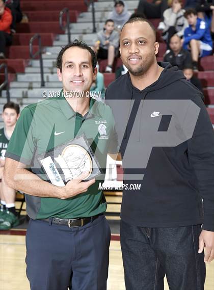 Thumbnail 2 in Oak Ridge vs. De La Salle (Rancho Mirage Holiday Invitational) photogallery.