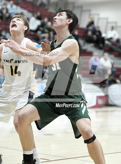 Thumbnail 3 in Oak Ridge vs. De La Salle (Rancho Mirage Holiday Invitational) photogallery.