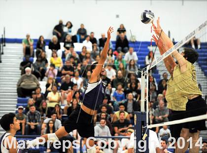 Thumbnail 3 in Cathedral vs. Bishop Montgomery (CIF SS D4 Final) photogallery.