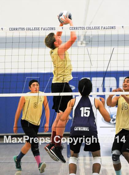 Thumbnail 3 in Cathedral vs. Bishop Montgomery (CIF SS D4 Final) photogallery.