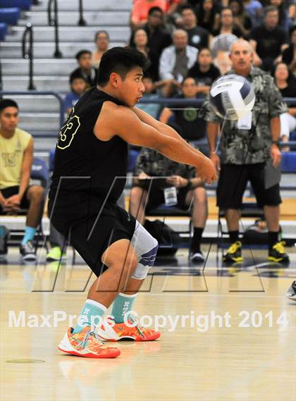Thumbnail 3 in Cathedral vs. Bishop Montgomery (CIF SS D4 Final) photogallery.