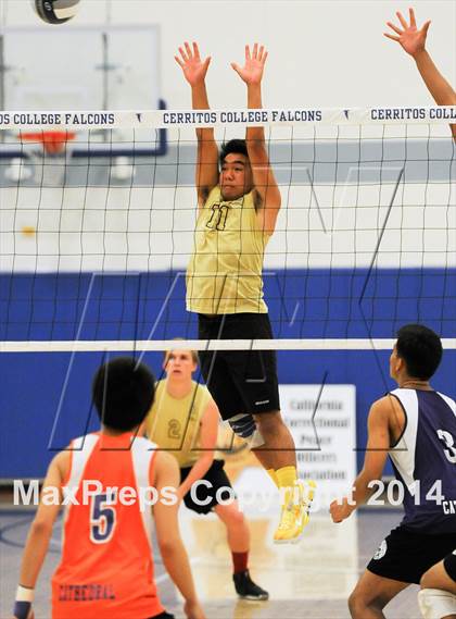 Thumbnail 2 in Cathedral vs. Bishop Montgomery (CIF SS D4 Final) photogallery.