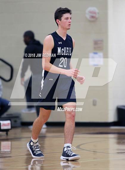 Thumbnail 3 in McNeil @ Round Rock photogallery.