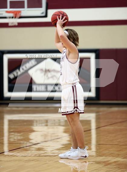 Thumbnail 3 in McNeil @ Round Rock photogallery.