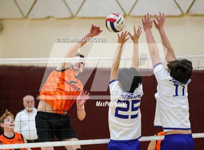Thumbnail 1 in Thornton vs. Greeley Central photogallery.