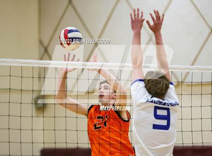 Thumbnail 3 in Thornton vs. Greeley Central photogallery.