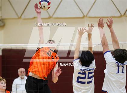 Thumbnail 3 in Thornton vs. Greeley Central photogallery.
