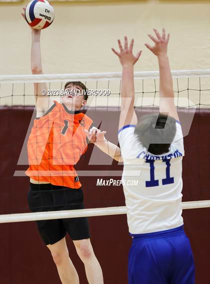 Thumbnail 2 in Thornton vs. Greeley Central photogallery.