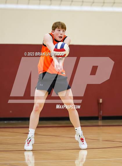 Thumbnail 2 in Thornton vs. Greeley Central photogallery.