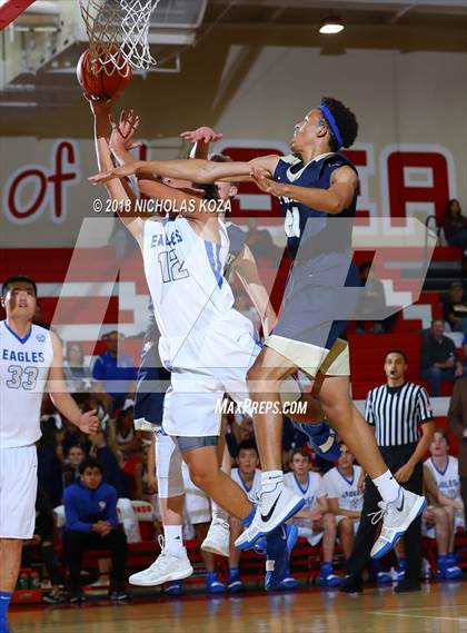 Thumbnail 2 in Santa Margarita vs. Notre Dame (SO) (Ryse Williams Pac Shores Tournament) photogallery.