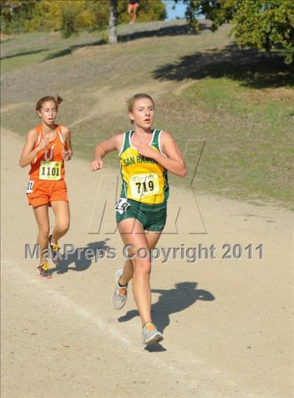 Thumbnail 1 in CIF State Cross Country Championships (Girls Division II) photogallery.