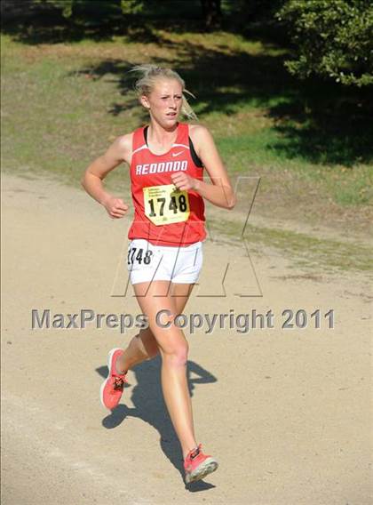 Thumbnail 1 in CIF State Cross Country Championships (Girls Division II) photogallery.