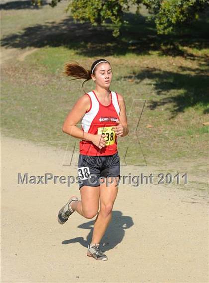 Thumbnail 1 in CIF State Cross Country Championships (Girls Division II) photogallery.