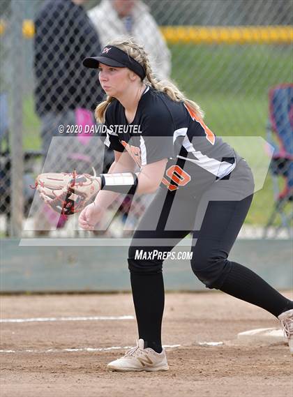 Thumbnail 2 in Douglas vs. Oakdale (Pre-Season T.O.C.) photogallery.