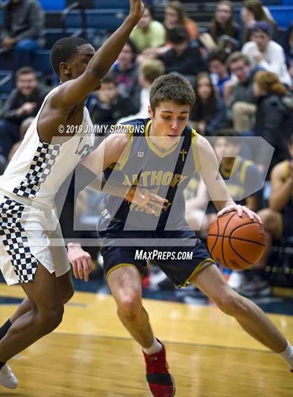 Thumbnail 1 in Althoff Catholic vs. Belleville East photogallery.