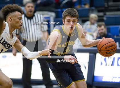 Thumbnail 1 in Althoff Catholic vs. Belleville East photogallery.
