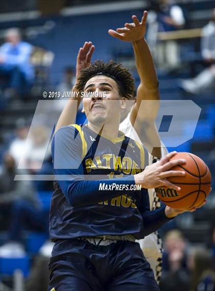 Thumbnail 3 in Althoff Catholic vs. Belleville East photogallery.