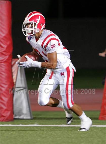 Thumbnail 1 in Carson vs. Mater Dei photogallery.
