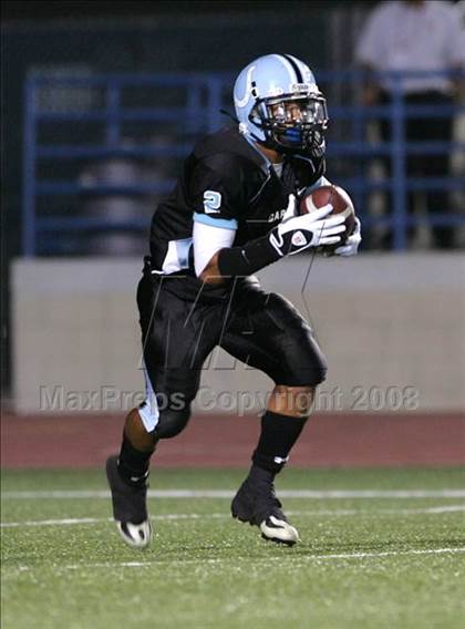 Thumbnail 1 in Carson vs. Mater Dei photogallery.