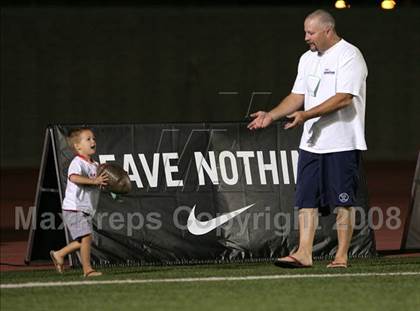 Thumbnail 1 in Carson vs. Mater Dei photogallery.