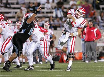 Thumbnail 2 in Carson vs. Mater Dei photogallery.