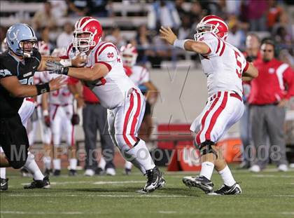 Thumbnail 1 in Carson vs. Mater Dei photogallery.
