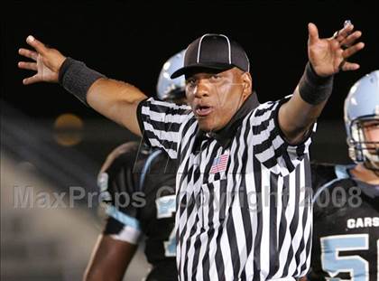Thumbnail 3 in Carson vs. Mater Dei photogallery.