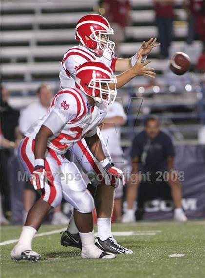 Thumbnail 3 in Carson vs. Mater Dei photogallery.
