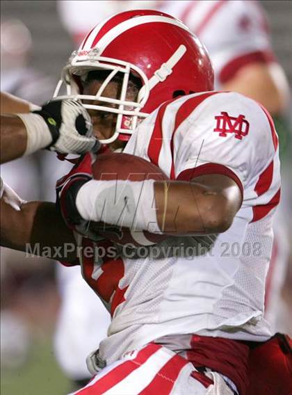 Thumbnail 3 in Carson vs. Mater Dei photogallery.