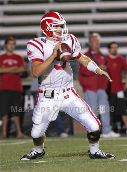 Thumbnail 1 in Carson vs. Mater Dei photogallery.