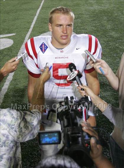 Thumbnail 2 in Carson vs. Mater Dei photogallery.