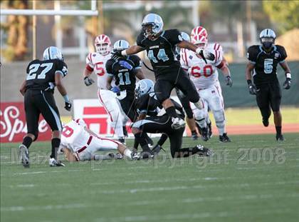 Thumbnail 3 in Carson vs. Mater Dei photogallery.
