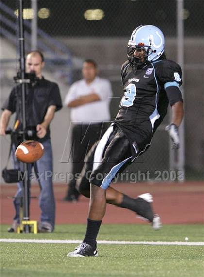 Thumbnail 2 in Carson vs. Mater Dei photogallery.