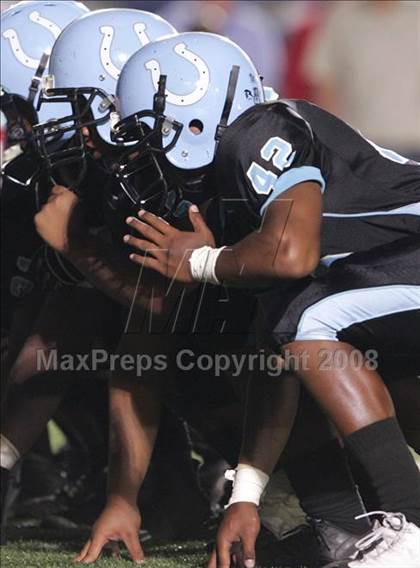 Thumbnail 2 in Carson vs. Mater Dei photogallery.