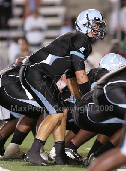 Thumbnail 2 in Carson vs. Mater Dei photogallery.