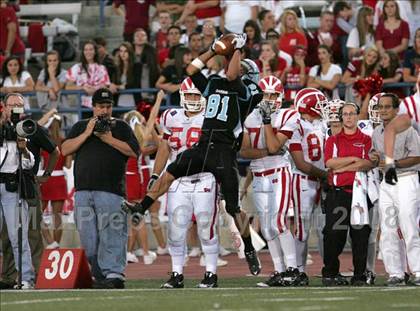 Thumbnail 3 in Carson vs. Mater Dei photogallery.