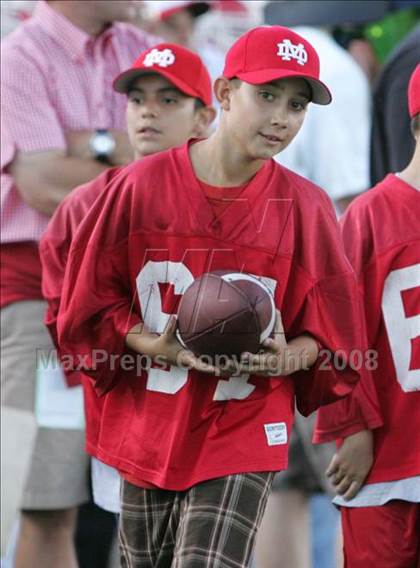 Thumbnail 3 in Carson vs. Mater Dei photogallery.