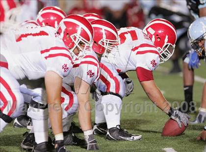 Thumbnail 3 in Carson vs. Mater Dei photogallery.