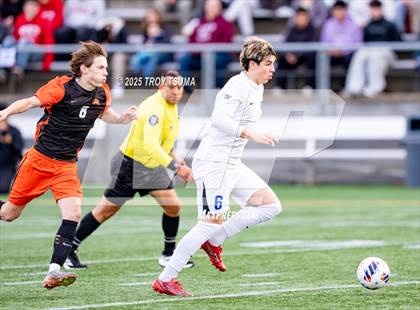 Thumbnail 2 in Grant @ Beaverton (OSAA 6A Final) photogallery.