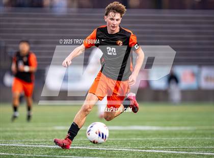 Thumbnail 1 in Grant @ Beaverton (OSAA 6A Final) photogallery.