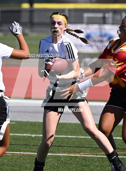 Thumbnail 3 in El Dorado vs. El Modena photogallery.